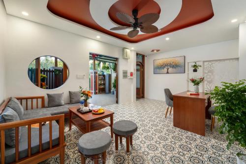 Lobby, Red Flower Cottages Homestay in Hoi An