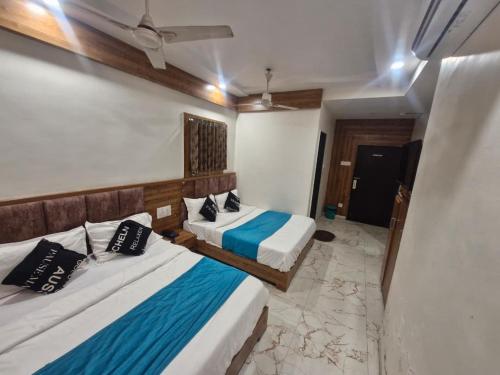 Hotel Signature in Ahmedabad
