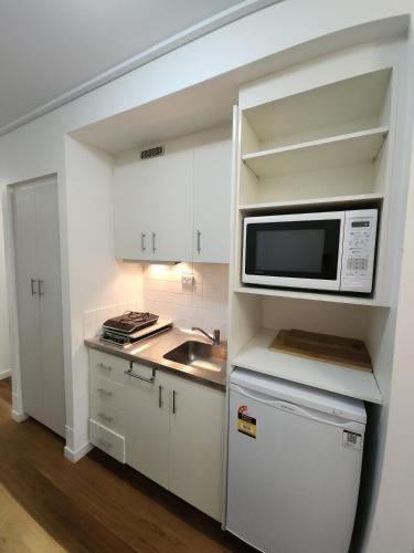 kuhinja, Water View. 1bedroom Sleeps 2. WI-FI, Wash Machine in Južni otok Stradbroke 