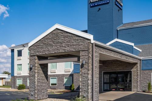 Howard Johnson by Wyndham Urbana in Champaign, USA