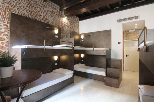 นิว เจนเนอเรชั่น โฮสเทล ซานตามาเรีย มัจจอเร (New Generation Hostel Santa Maria Maggiore) in โรม