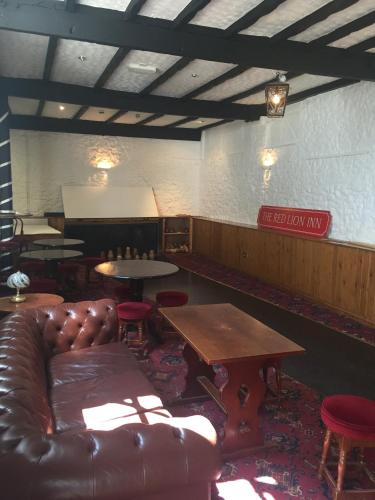 Programlehetőségek, Red Lion Inn in Sidbury