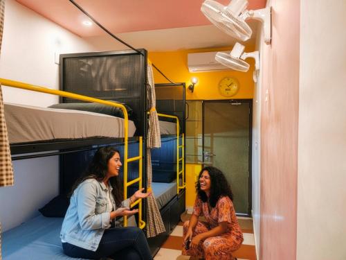 1 bunk bed