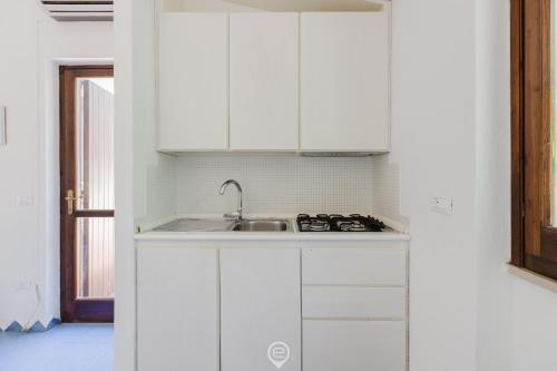 Cocina, Malva Beach Apartment in Santa Margherita di Pula