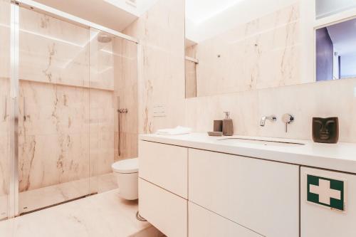 Chic & Elegant Lapa by GT House - image 13