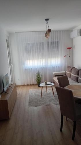 Apartman Rajska Vila - Location saisonnière - Vrnjačka Banja