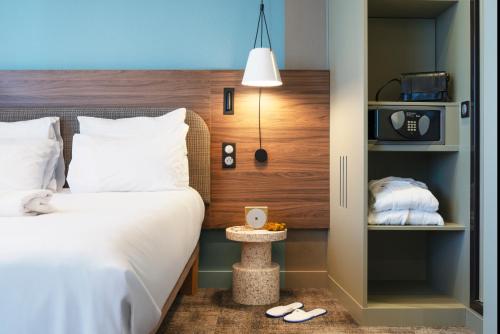 1 double bed