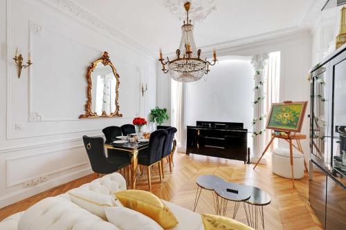 Luxury 2BDR 6P apartment - Arc de Triomphe - image 14