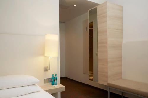 H+ Hotel Munchen - image 2