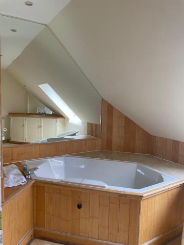 Ванна кімната, Inveraray, Loch Awe Rooms and Apartments in Портсонечен