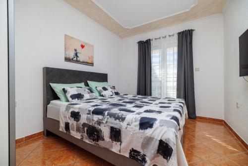 Apartments Pera - image 2
