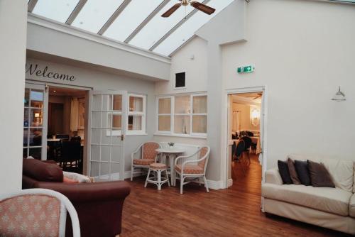 Vista exterior, The Waverley Hotel in Crewe