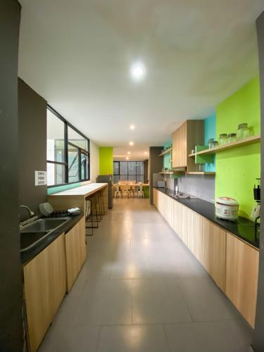 Kitchen, Behomy Maxley Lippo Karawaci in Binong