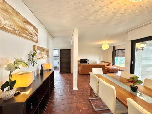 Modern Villa In Heusenstamm - Offenbach