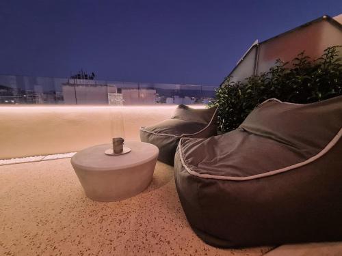 Heated Plunge Pool & Firepit Acropolis Penthouse 3