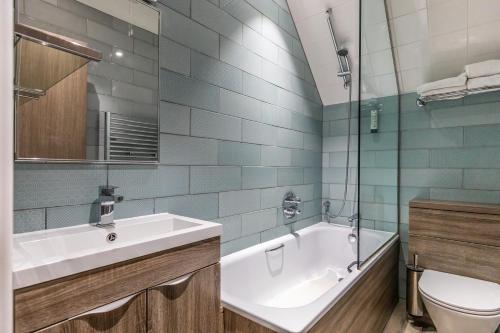 Well-appointed bathrooms