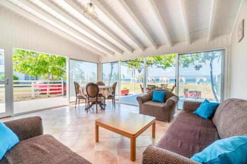 Sandy Beach Annexe - image 11