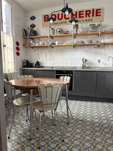 Maison de la Calonne - Riverside house & terrace in Cormeilles