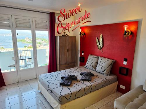 Sweet Crépuscule - Studio avec Vue Mer Imprenable & Piscine, Les Trois-Îlets
