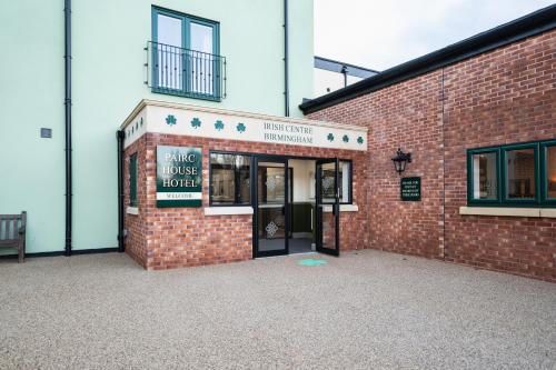 Exterior view, Pairc House Hotel in King's Heath