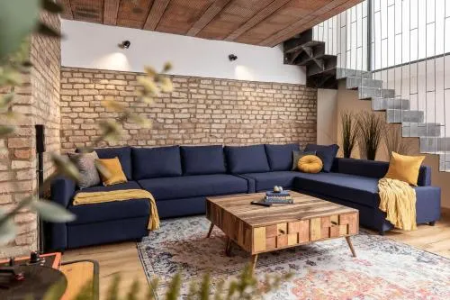 Industrial Loft Duplex -100sqm- near Antonplatz in Berlin, Deutschland