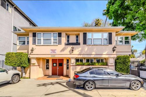 A szálláshely kívülről, Van Nuys Homes for the Soul in Burbank