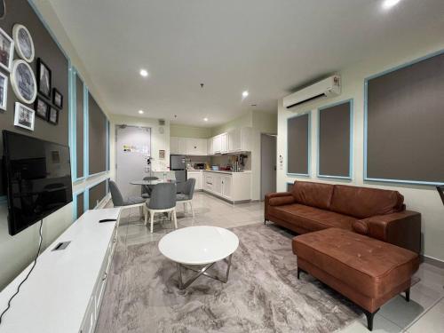 HYDE4 iCity ITQAN Homes 8pax/Netflix/Coway/Parking