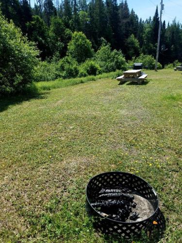 New Hampshire Cabin near Pittsburg, Ideal for a Vacation in Nature in Colebrook (NH)