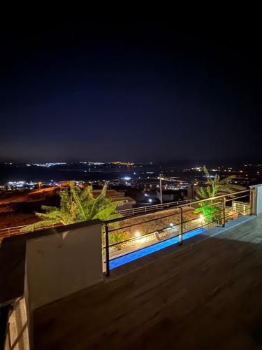 Villa with a full private pool in Meselik