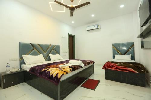 Aditya Home Stay photo 2