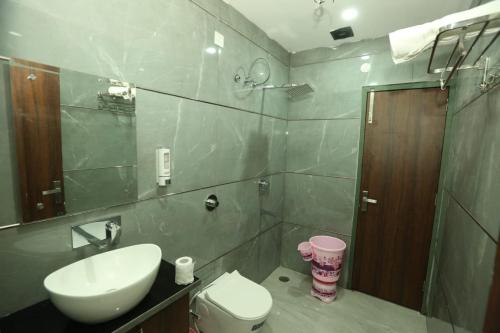 Aditya Home Stay - image 5