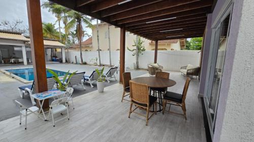 Linda Casa Guarujá enseada 500m da praia – khách sạn tại Jardim Virginia