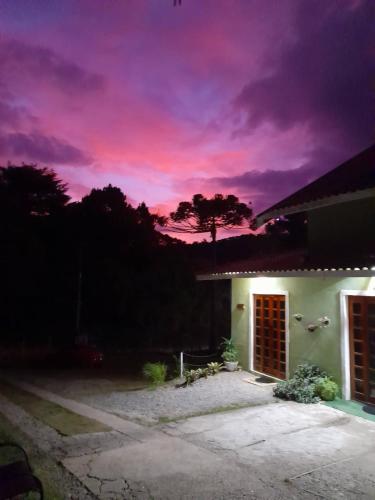 Pousada Lofts e Suítes Campos (Pousada Lofts e Suites Campos) in Campos Do Jordao