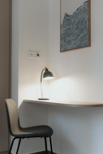 Cozy & Stylish 2BR Home Near Kallimarmaro - image 4