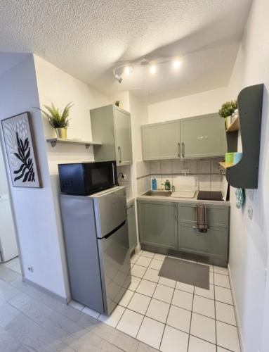 Le studio, 28m2 près de tout (Le studio, 28m2 pres de tout) in 希利馬紮蘭