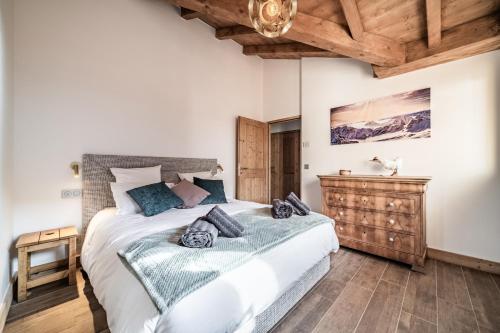 DAMA A303 : Splendide duplex idéalement placé 4 chambres 3 salles d'eau - image 2
