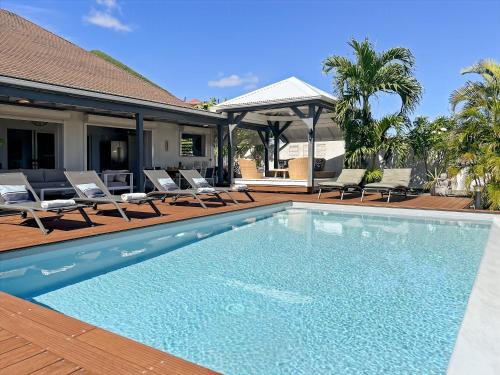Villa Mangorient 3 bd private pool in Orient Bay – khách sạn tại Saint Martin