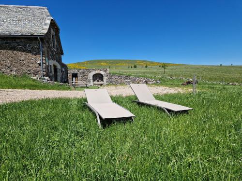 Зручності, Buron de Léon, en plein cœur de l Aubrac (Buron de Leon, en plein cœur de l Aubrac) in Laguiole