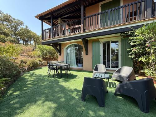 Apartment with garden Domaine Restanques Grimaud