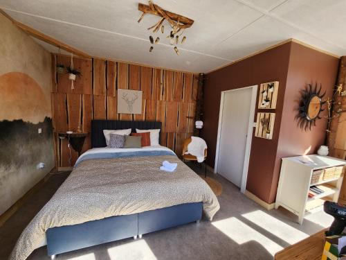 Auberge Les Enguenelles Lodges in Chatelblanc