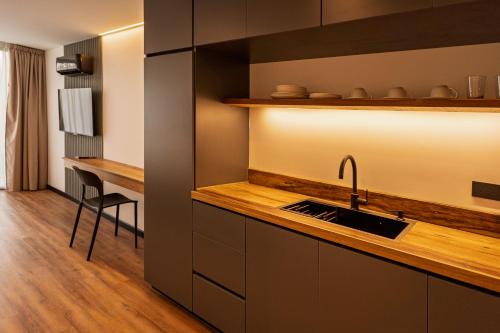 주방, Vistalba Hotel Aparts & Suites in 루한 데 쿠요