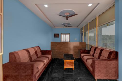 大堂, Super Hotel O by OYO Kaveri Stay Inn Luxury Rooms in 英迪拉公園