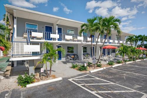 Sunset Beach Suites Unit 3 - image 4