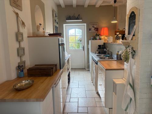 Les Touches - FR-1-410-172 (Gite spacieux renove en 1850 avec grand jardin, terrasse, jeux pour enfants et equipements modernes ) in Pontvallain