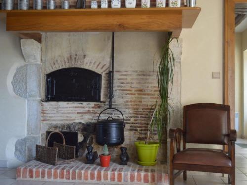 Gîte Tranzault, 4 pièces, 6 personnes - FR-1-591-111 (Ancienne ferme renovee au cœur de la Vallee Noire avec jardin clos, velos et equipements complets - ) in Sarzay