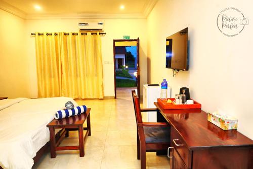 The Haven Sun N' Fun Hotel in North Bank