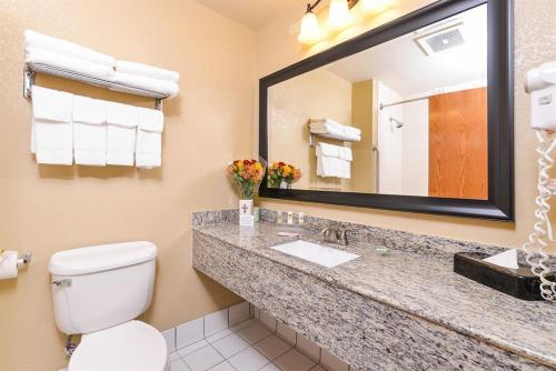 Country Inn & Suites by Radisson, West Valley City, UT