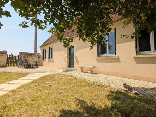 Charmante maison avec jardin, proche de George Sand, circuit auto, hippodrome, plans d'eau et nature. - FR-1-591-320 - Morlac