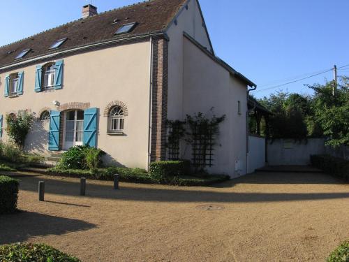 . Spacieux gîte au cœur du Perche - 3 chambres, jardin, cheminée, proche activités et Nogent-le-Rotrou - FR-1-581-67