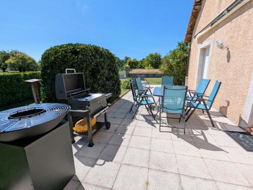 Gîte spacieux à Fretigney avec jardin et billard, idéal pour 8 pers. - FR-1-583-507 (Gite spacieux a Fretigney avec jardin et billard, ideal pour 8 pers. - FR-1-583-507) in Fretigney-et-Velloreille